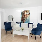 아파트 Acapulco Playa 407 Planta Superior 네르하